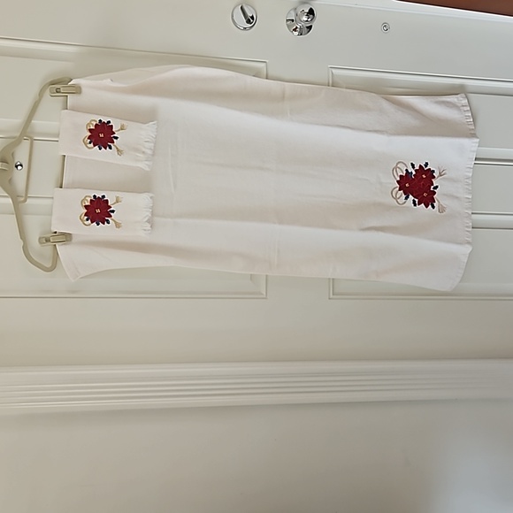 Cecil Saydah Holiday Bath Towel and 2 Matching Wash Clothes Towel is 39X21 - Picture 1 of 1